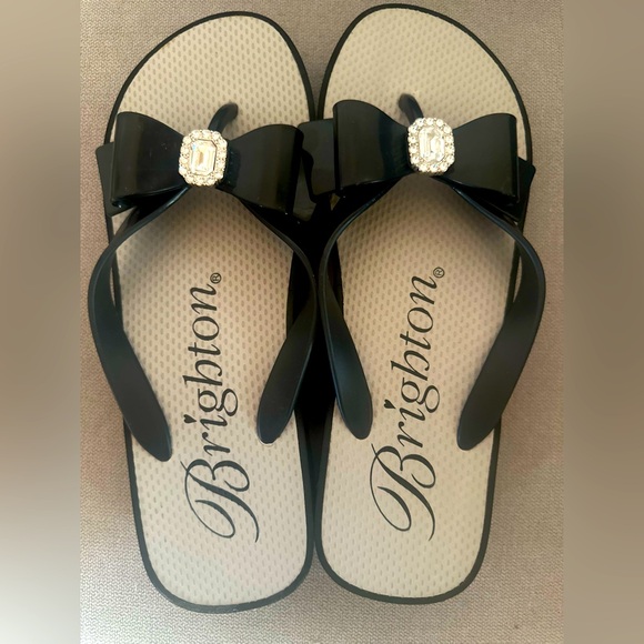 Brighton Black Flip Flops with Bow and Jewel Accent-size 9 - Picture 1 of 5